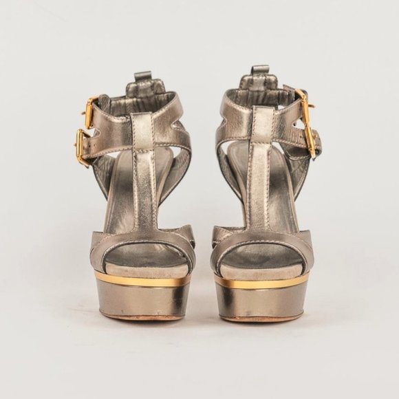 Gucci Metallic Silver Leather Platform Sandals - Picture 2 of 8
